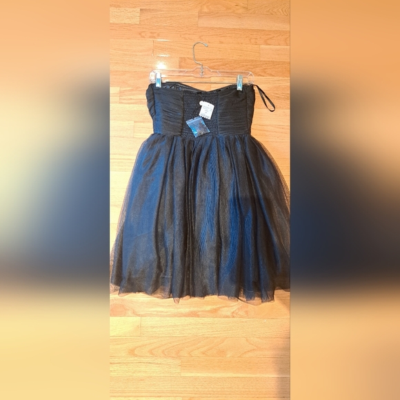 Strapless mini dress from H&M - Picture 2 of 5